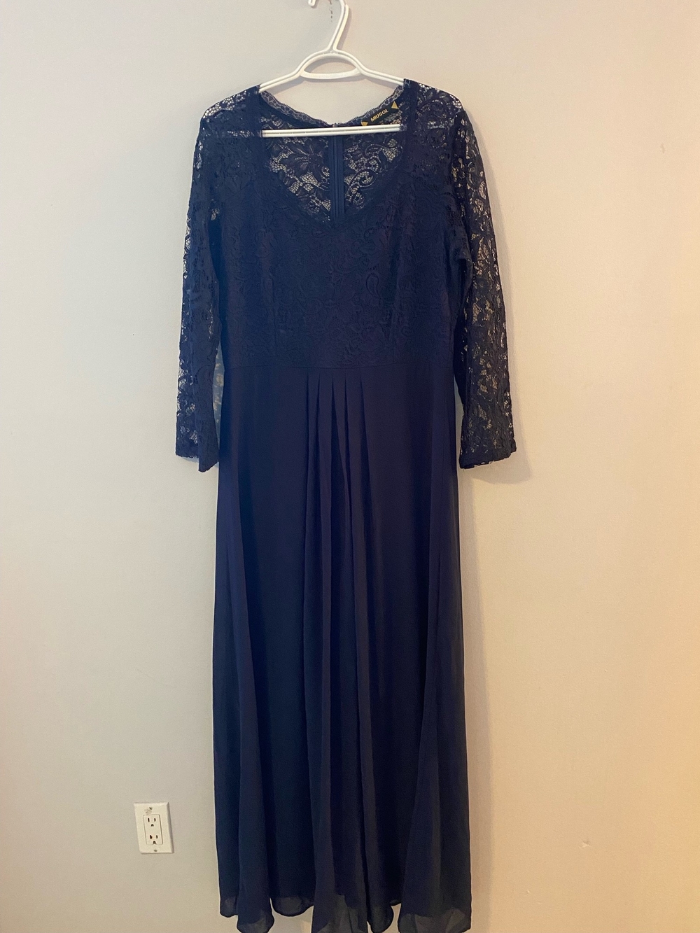 Miusol Navy Long Lace Sleeve Maxi Dress